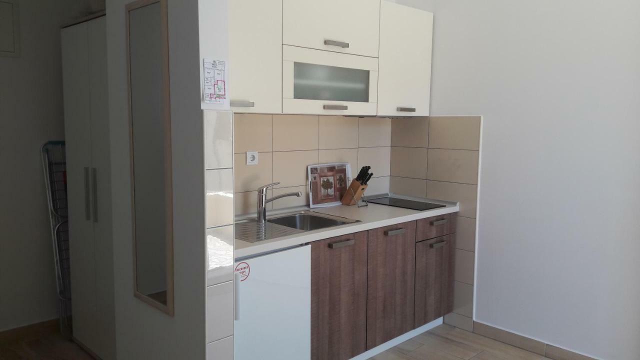 Apartment Tea Primošten Exteriör bild